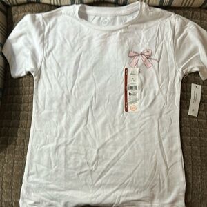 NWT cotton tshirt with bow design